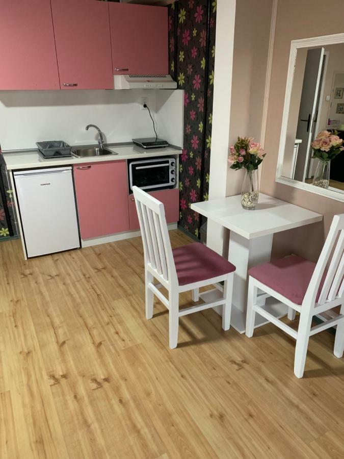 La Apartamento Centroom Jagodina Zewnętrze zdjęcie